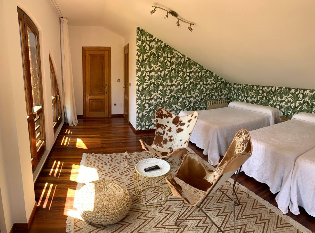Posada La Roblera Pension Orena Buitenkant foto
